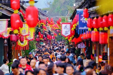富邦优配 光明时评：文旅视频花样百出，“为家乡代言”该是什么样？